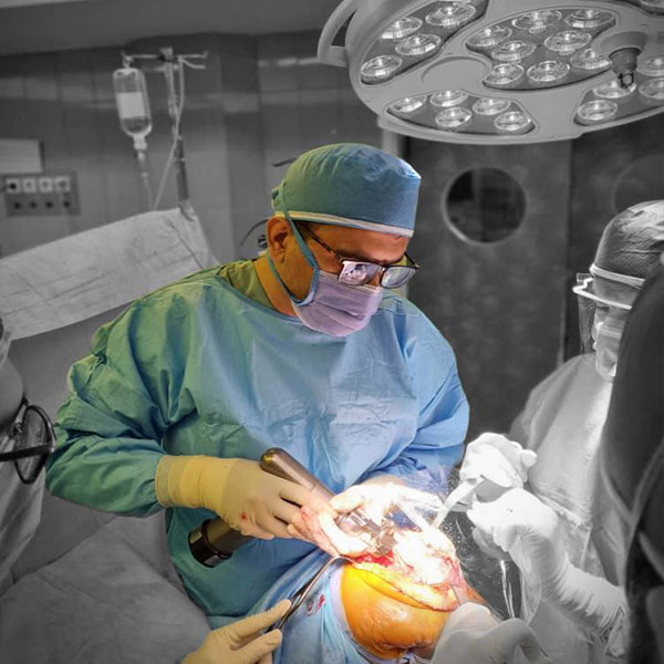 بهترین جراح زانو تهران - دکتر علیرضا عسکری